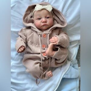Newborn Baby Doll Reborn Hand Painted Real Lifelike Skin NWT